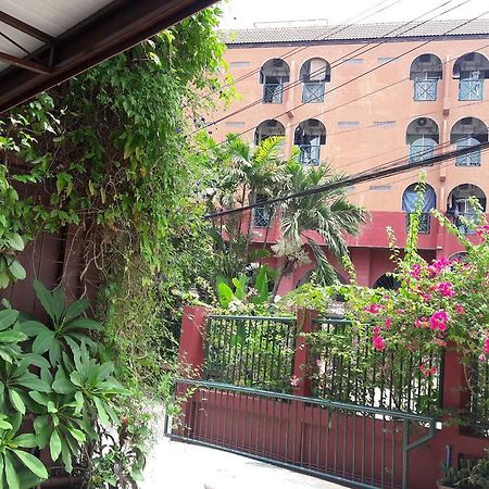 Baankhunmae Apartment Bangkok Eksteriør bilde