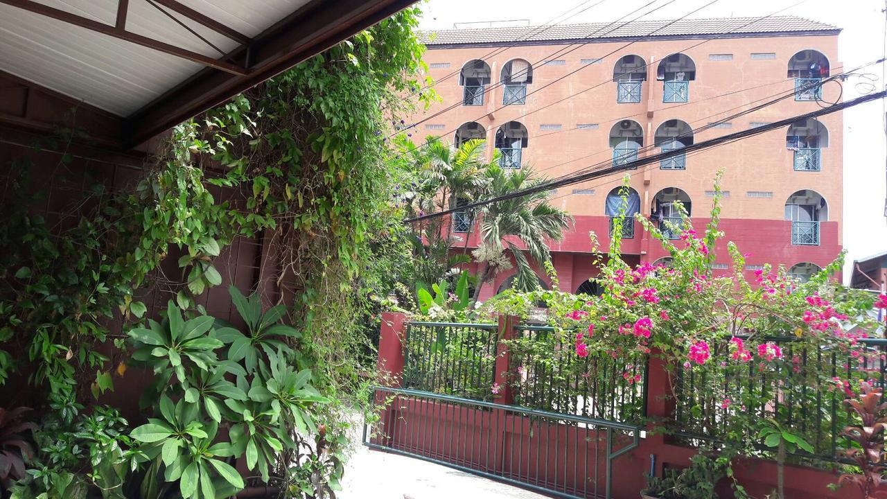 Baankhunmae Apartment Bangkok Eksteriør bilde